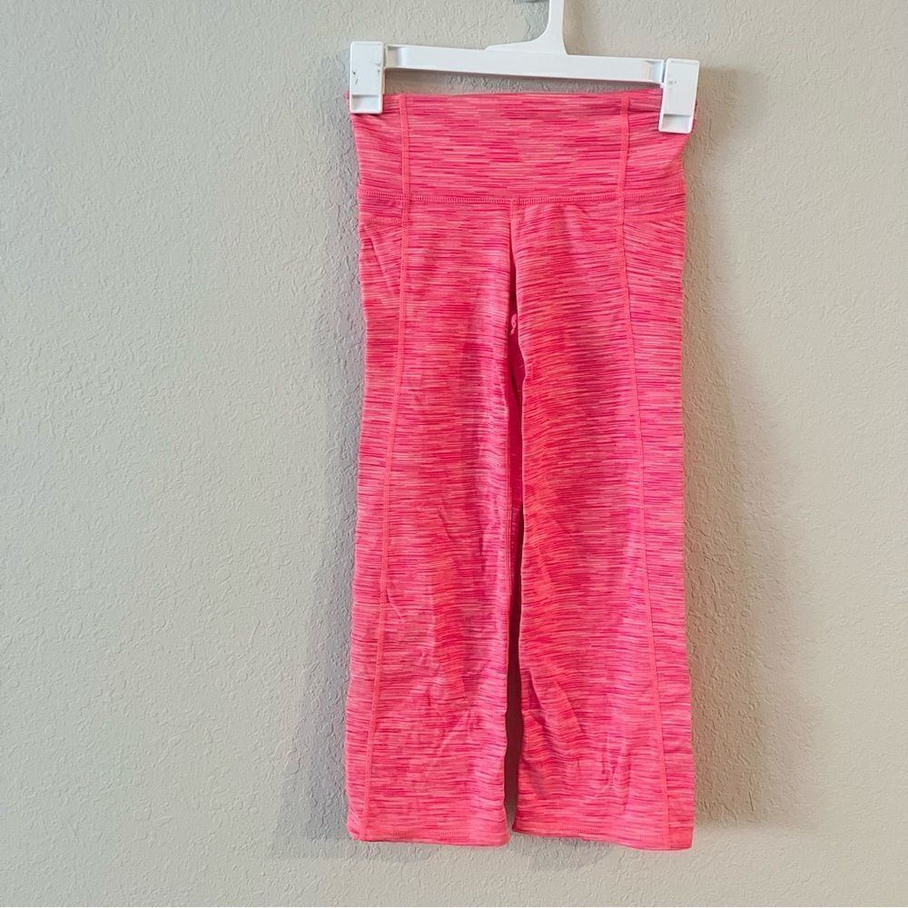 Athleta Womens Power Up Kick Capris Crop Athletic Workout Coral Size XXS